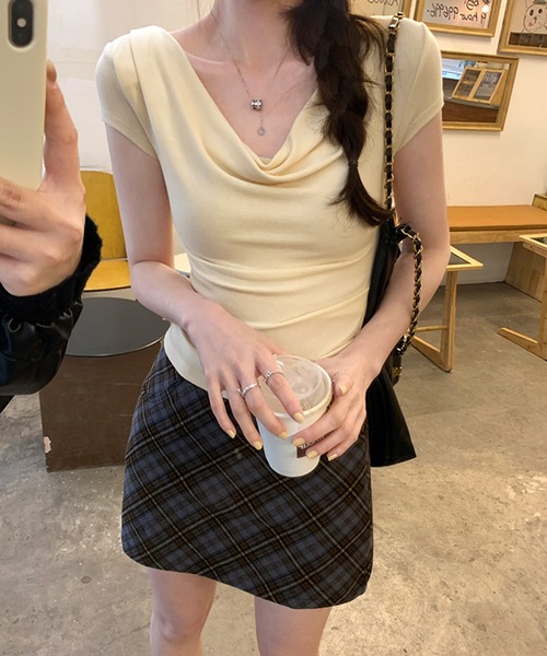 Lace Ladies（レースレディース）の「ドレープ 半袖 リブ オフショルダー Tシャツ（Tシャツ/カットソー・レディース・ホワイト/ブラック/ブラウン/ピンク/アイボリー・FREE）」の12枚目の写真