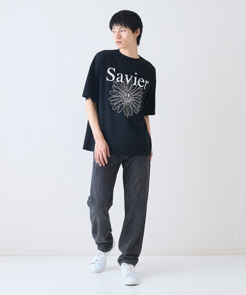 SAVIER（サビアー）の「【SAVIER/サビアー】×【SMILEY FACE/スマイリーフェイス】コラボ フラワープリント Tシャツ オーバーサイズ（Tシャツ/カットソー・メンズ・ホワイト/ブラック・MEDIUM/LARGE）」の15枚目の写真