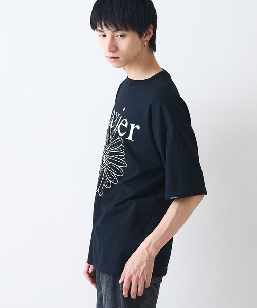 SAVIER（サビアー）の「【SAVIER/サビアー】×【SMILEY FACE/スマイリーフェイス】コラボ フラワープリント Tシャツ オーバーサイズ（Tシャツ/カットソー・メンズ・ホワイト/ブラック・MEDIUM/LARGE）」の20枚目の写真