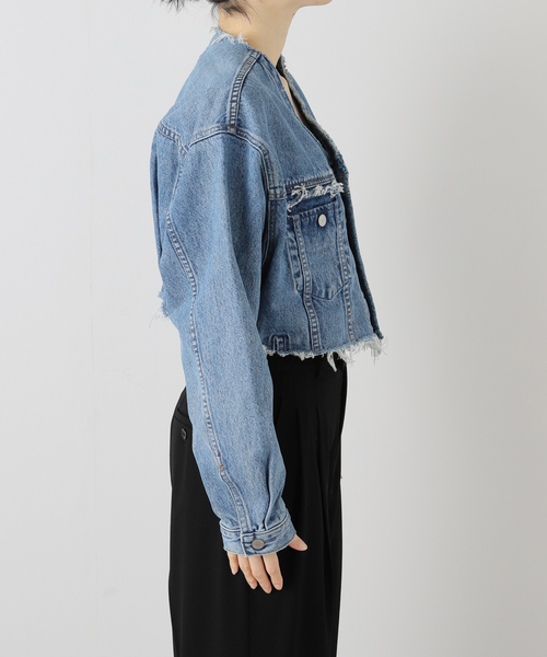 SLOBE IENA(スローブイエナ)の「QUIITO/キート ノーカラーデニムジャケット Q25SJ017(デニムジャケット・レディース・ブルー・FREE)」の6枚目の写真