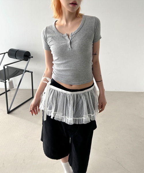 4INT.(フォイント)の「ヘンリーネック 無地 クロップド 半袖 Tシャツ(Tシャツ/カットソー・レディース・ホワイト/ブラック/グレー・FREE)」の13枚目の写真