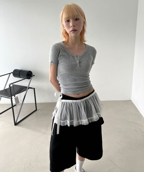 4INT.(フォイント)の「ヘンリーネック 無地 クロップド 半袖 Tシャツ(Tシャツ/カットソー・レディース・ホワイト/ブラック/グレー・FREE)」の14枚目の写真