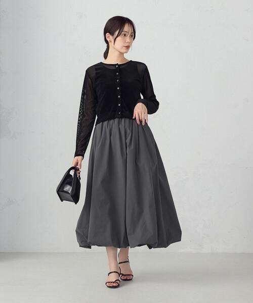 COMME CA ISM(コムサイズム)の「シアーベロア カーディガン(カーディガン/ボレロ・レディース・ブラック/チャコール・MEDIUM/LARGE)」の6枚目の写真