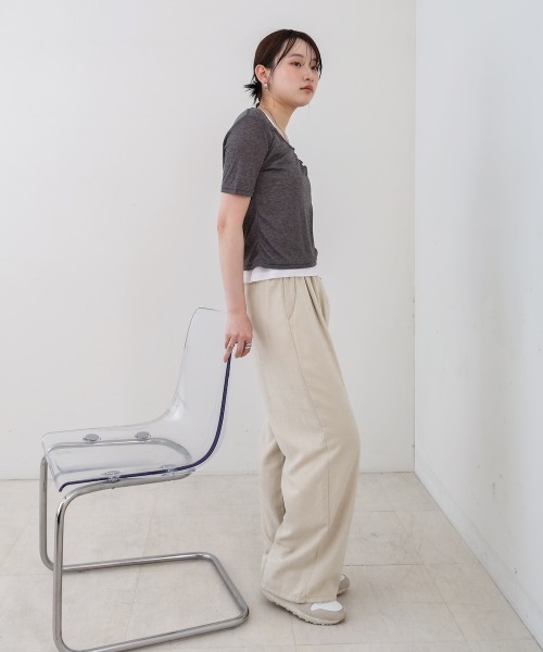 Bab（バブ）の「タンクセットヘンリーネックトップス（Tシャツ/カットソー・レディース・ブラウン/ライトブルー/ブラック/チャコールグレー・M）」の22枚目の写真