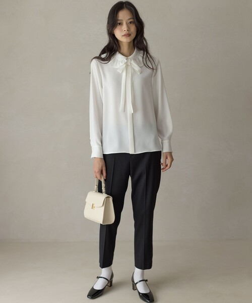 組曲（クミキョク）の「ボウタイ付きフリルカラー ブラウス（シャツ/ブラウス・レディース・アイボリー系・2/3）」の4枚目の写真