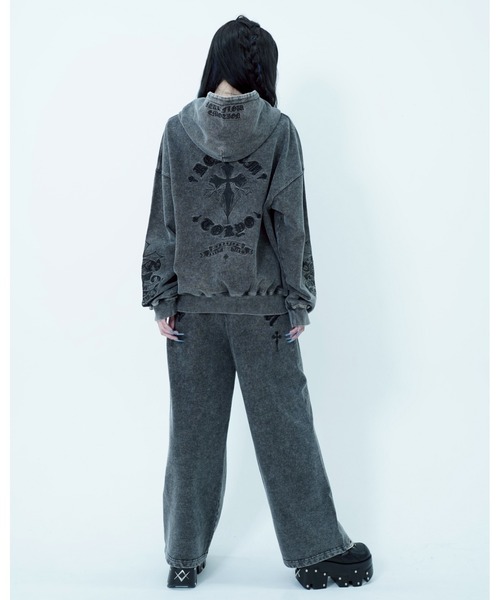 REFLEM/レフレム』クロス刺繍ZIPパーカー/ジップアップパーカー
