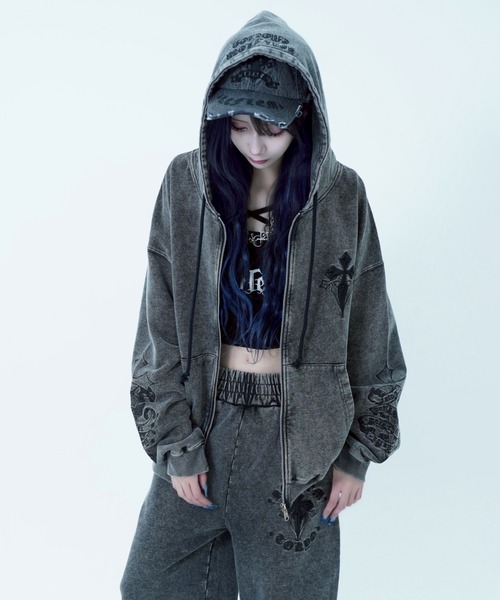 『REFLEM/レフレム』クロス刺繍ZIPパーカー/ジップアップパーカー REFLEM/レフレム』クロス刺繍ZIPパーカー/ジップアップパーカー