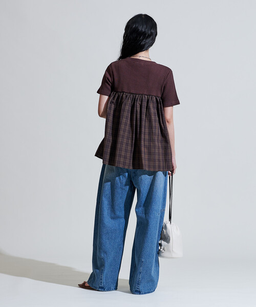 FREAK'S STORE(フリークスストア)の「アーミーリブ チェック ドッキングTシャツ/チェック柄切替Tシャツ(Tシャツ/カットソー・レディース・ブラウン/オフホワイト/チャコール・フリ-)」の15枚目の写真