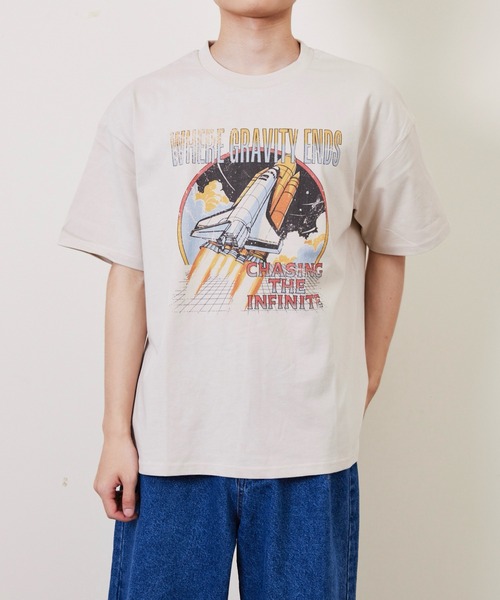 Fluffy BROTHERS(フラッフィーブラザーズ)の「プリントTシャツ(大人サイズ)(Tシャツ/カットソー・メンズ・ベージュ/ネイビー/パープル/ブラック・M/L/XL)」の6枚目の写真