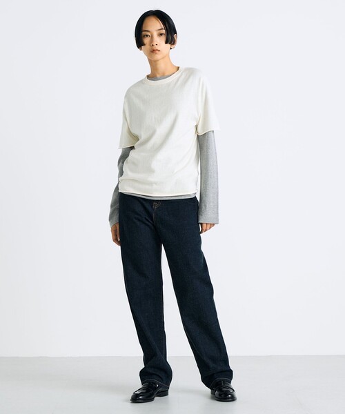 EDITION（エディション）の「ワンウオッシュエッセンシャルデニム ストレートパンツ（デニムパンツ・レディース・ネイビー・38/36/34）」の2枚目の写真