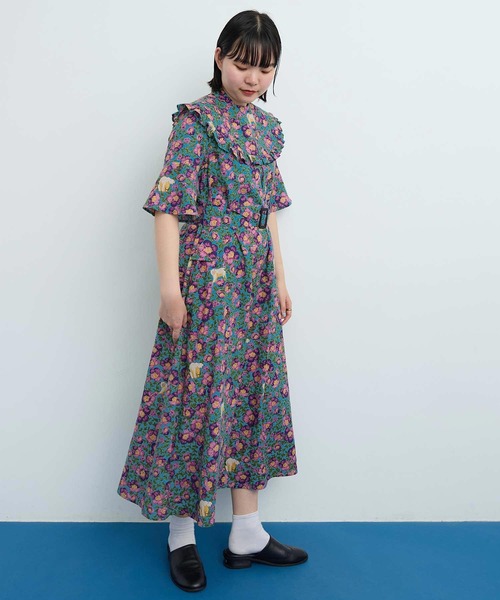 I am I in fact...（アイアムアイインファクト）の「●Arctic Flower フリルスカーフ（付け襟・レディース・グリーン/チャコールグレー・FREE）」の21枚目の写真