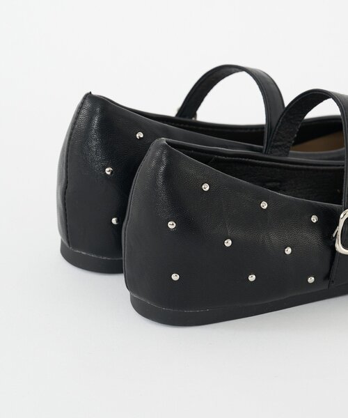 CIAOPANIC(チャオパニック)の「【Lumé/ルメ】スタッズストラップフラットシューズ(パンプス・レディース・ブラック/アイボリー・MEDIUM/SMALL/LARGE)」の15枚目の写真