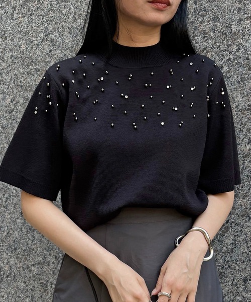 &g'aime(アンジェム)の「【&g'aime】ビジューハーフスリーブニット Bijou Knit Pullover(ニット/セーター・レディース・ブラック/グレイッシュベージュ/チャコールグレー・FREE)」の6枚目の写真
