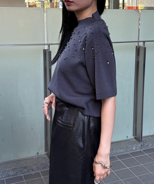 &g'aime(アンジェム)の「【&g'aime】ビジューハーフスリーブニット Bijou Knit Pullover(ニット/セーター・レディース・ブラック/グレイッシュベージュ/チャコールグレー・FREE)」の19枚目の写真