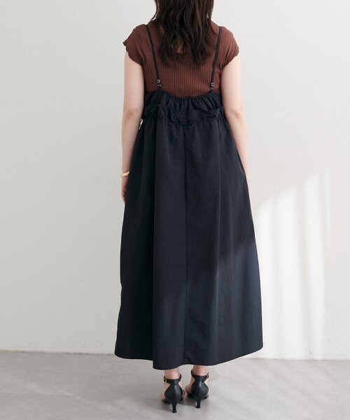 natural couture（ナチュラルクチュール）の「【WEB限定】〈mamamo〉ウエストフリル付きZIPキャミワンピース（ワンピース・レディース・ブラック/チャコールグレー/モカ・FREE）」の16枚目の写真