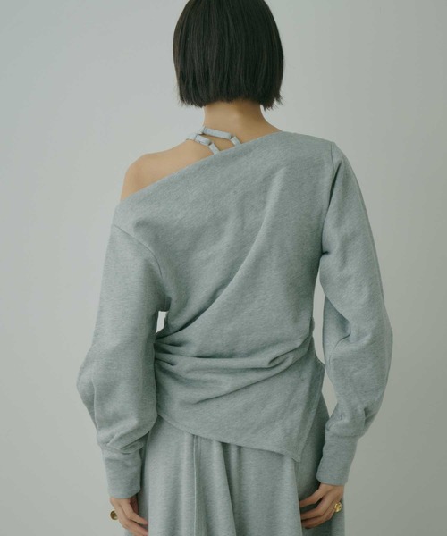 VIOLETTA（ヴィオレッタ）の「アシンメトリースウェットトップス（Tシャツ/カットソー・レディース・ブラック/グレー・FREE）」の12枚目の写真