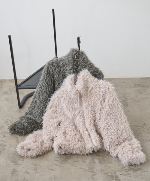 AIC.（エーアイシー）の「シープファースタンドネックブルゾン（ブルゾン・レディース・アイボリー/チャコールグレー・FREE）」の9枚目の写真