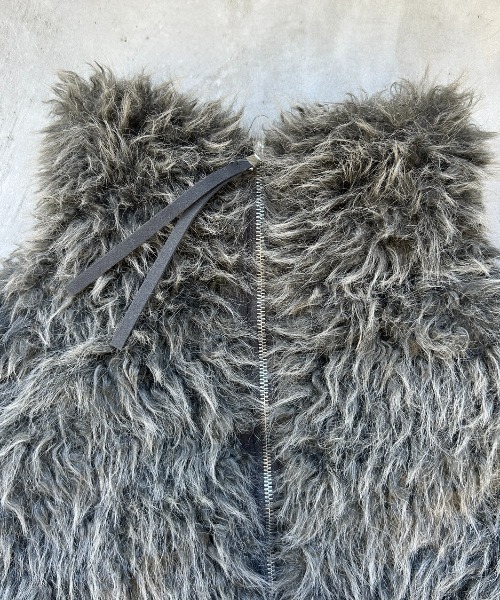 AIC.（エーアイシー）の「シープファースタンドネックブルゾン（ブルゾン・レディース・アイボリー/チャコールグレー・FREE）」の5枚目の写真