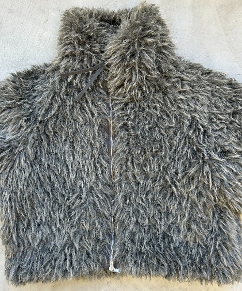 AIC.（エーアイシー）の「シープファースタンドネックブルゾン（ブルゾン・レディース・アイボリー/チャコールグレー・FREE）」の3枚目の写真