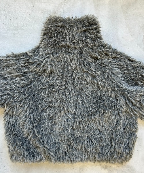 AIC.（エーアイシー）の「シープファースタンドネックブルゾン（ブルゾン・レディース・アイボリー/チャコールグレー・FREE）」の4枚目の写真