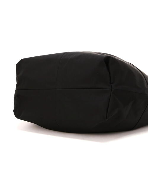 soe（ソーイ）の「soe/ソーイ/3D Tote Solotex（トートバッグ・メンズ・ブラック・F）」の8枚目の写真