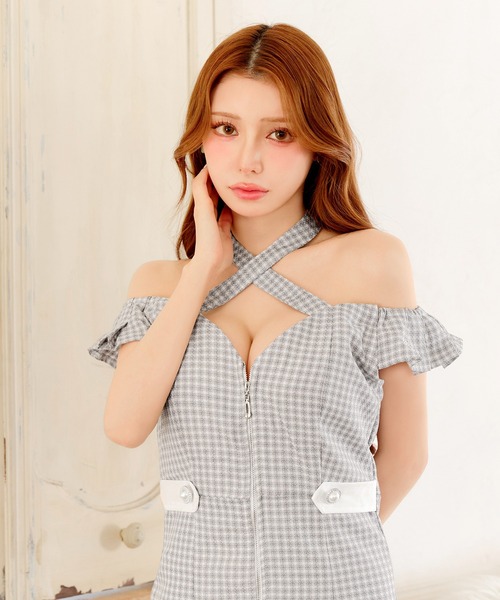 DAZZY(デイジー)の「ギンガム チェック ジップ クロス ネック フリル オフショル タイト ミニドレス(ドレス・レディース・グレー・S/M/L)」の6枚目の写真