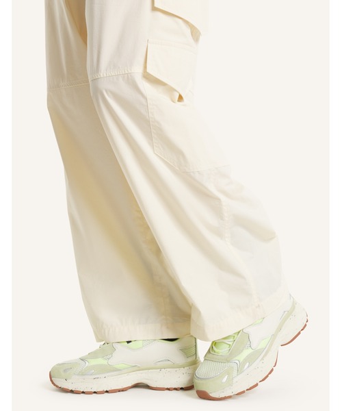 Maison Kitsune（メゾンキツネ）の「SORA RUNNERS（スニーカー・メンズ・シルバー/グリーン系その他・36/37/38/39/41/42/43/44）」の12枚目の写真