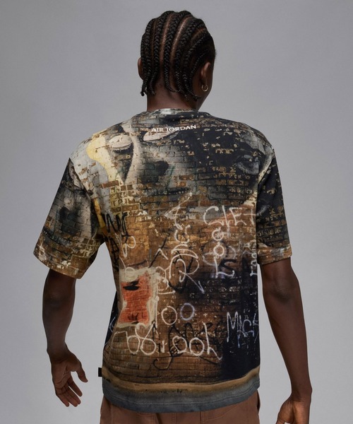 JORDAN BRAND（ジョーダンブランド）の「JORDAN BRAND M J AIR JDN WM 85 AOP SS CR / ジョーダン ブランド エアジョーダン WM 85 AOP CR S/S Tシャツ / NIKE【SP】（Tシャツ/カットソー・メンズ・マルチ・L/XL/XXL/S/M）」の7枚目の写真
