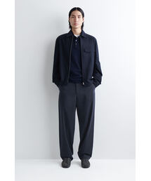 COS（コス）の「コットンチノパンツ - ストレートレッグ（チノパンツ）」