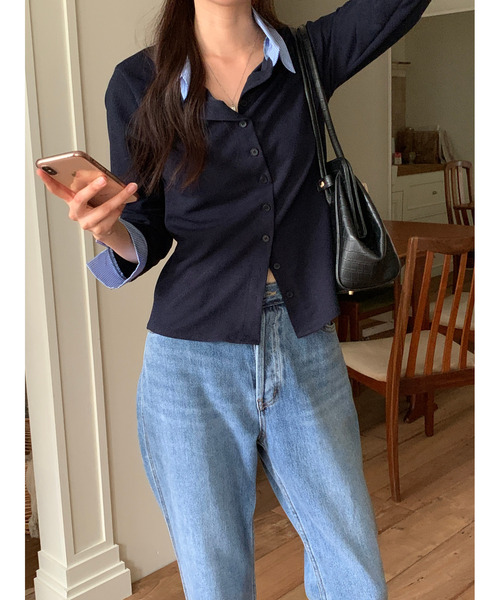 VIVID LADY（ビビッドレディー）の「シャツレイヤード風トップス（カーディガン/ボレロ・レディース・ブラック/ブラウン/ネイビー・FREE）」の7枚目の写真