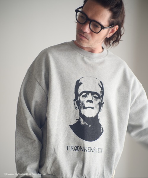 ADAM PATEK（アダムパテック）の「ADAMPATEK/Frankenstein portrait crewneck/フランケンシュタイン肖像画プリントコラボスウェット(AP2524020)（スウェット・レディース・ブラック/杢グレー・1/2）」の2枚目の写真