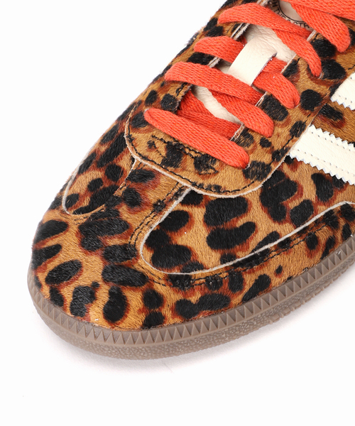 FRAMeWORK（フレームワーク）の「ADIDAS/アディダス SAMBA OG W LEOPARD 2（スニーカー・レディース・ブラウン・25cm/24cm/23cm）」の2枚目の写真