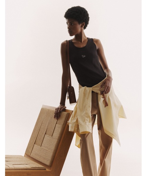 Maison Kitsune（メゾンキツネ）の「BABY FOX RIBBED TANK TOP（タンクトップ・レディース・アイボリー/ブラウン・L/M/S/XS）」の4枚目の写真