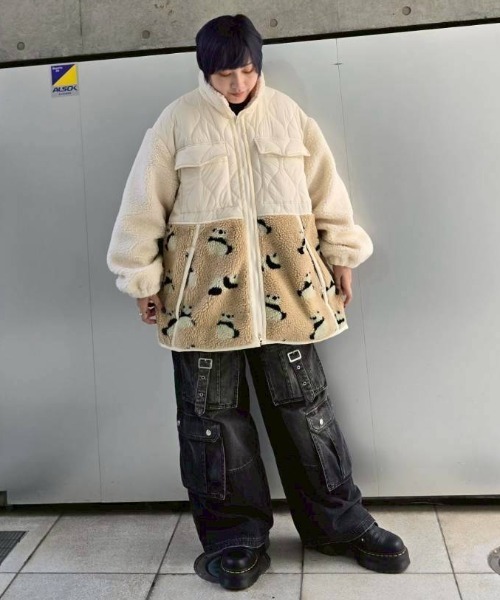 Candy Stripper（キャンディストリッパー）の「SWITCHED BOA ジャケット（ダウンジャケット/コート・レディース・ブラック/エメラルド/アイボリー・FREE）」の8枚目の写真