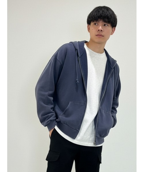 Levi's(リーバイス)の「【Levi's】ジップパーカー (フルジップ/ロゴ/スウェット/カジュアル/レイヤード/デイリー)(パーカー・メンズ・ブルー・M/S)」の1枚目の写真