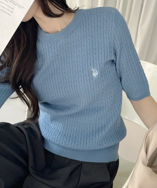 U.S. POLO ASSN.(ユーエスポロアッスン)の「【U.S. POLO ASSN.】クルーネック ケーブル ニット(ニット/セーター・レディース・ピンク/サックスブルー/ホワイト/ホワイト×ネイビー/ブラック×ホワイト/イエロー・M/L)」の4枚目の写真