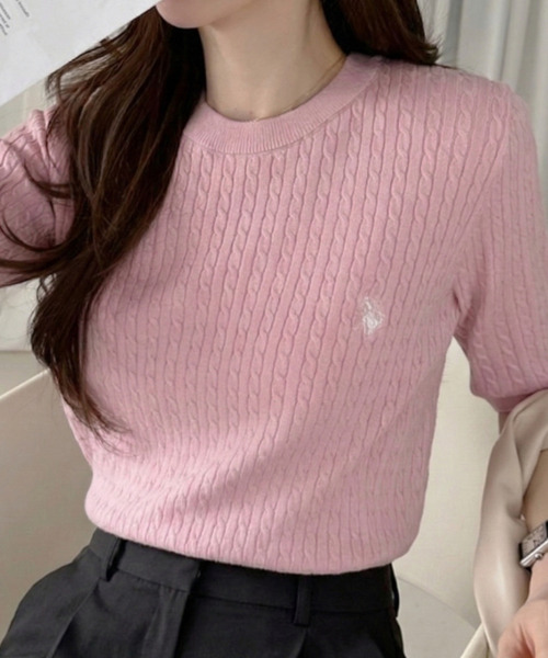 U.S. POLO ASSN.(ユーエスポロアッスン)の「【U.S. POLO ASSN.】クルーネック ケーブル ニット(ニット/セーター・レディース・ピンク/サックスブルー/ホワイト/ホワイト×ネイビー/ブラック×ホワイト/イエロー・M/L)」の6枚目の写真