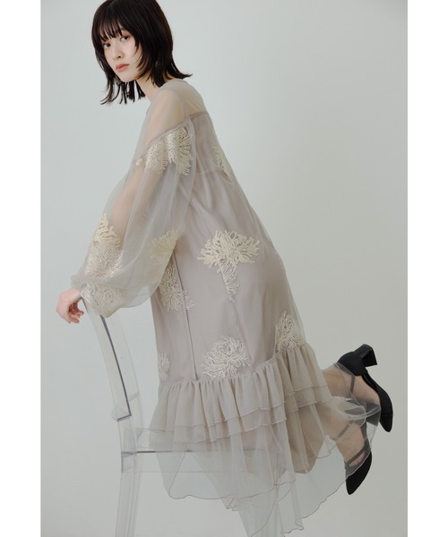 フラワー刺繍ティアードフリルドレス Aライン マタニティ 妊婦 結婚式