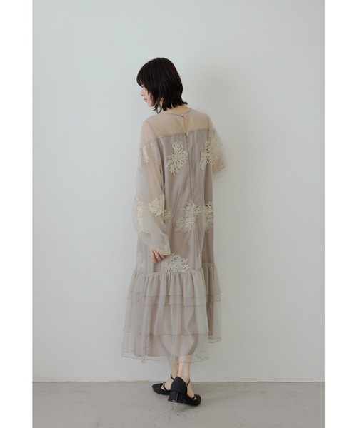 フラワー刺繍ティアードフリルドレス Aライン マタニティ 妊婦 結婚式