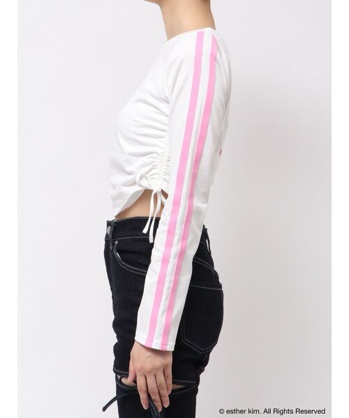 RESEXXY（リゼクシー）の「【Esther Bunny × RESEXXY】サイドギャザークロップドトップス（Tシャツ/カットソー・レディース・ホワイト/チャコールグレー・FREE）」の17枚目の写真