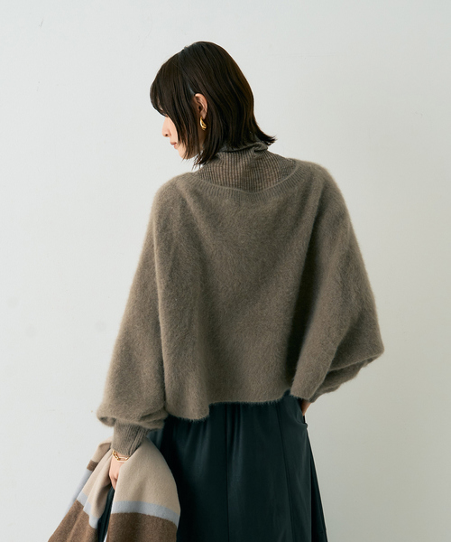 Rouge vif（ルージュヴィフ）の「フォックスウールクロップドボレロプルオーバー（ニット/セーター・レディース・ネイビー/ベージュ/アイボリー・フリー）」の9枚目の写真