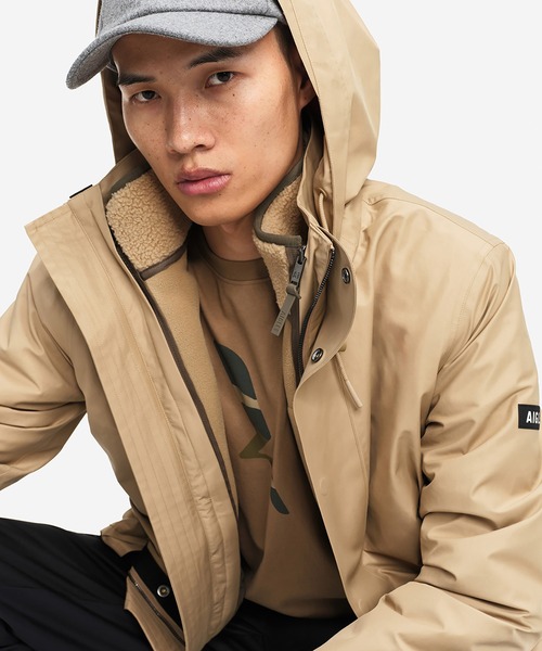 AIGLE（エーグル）の「透湿 防水 防風 ミリタリーツイルフーデッドジャケット T-KIT / フード取り外し可（マウンテンパーカー・メンズ・ベージュ/ブラック・L/M/S/XL）」の10枚目の写真
