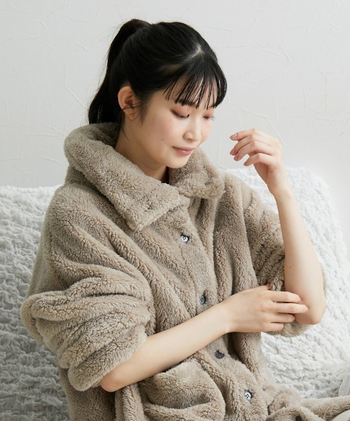 nissen（ニッセン）の「ふわぬくマイクロファー首あったか前開きルームガウン（ガウン/バスローブ・レディース・グレイッシュベージュ/ブルー/ピンク・M-LL/3L～4L）」の14枚目の写真