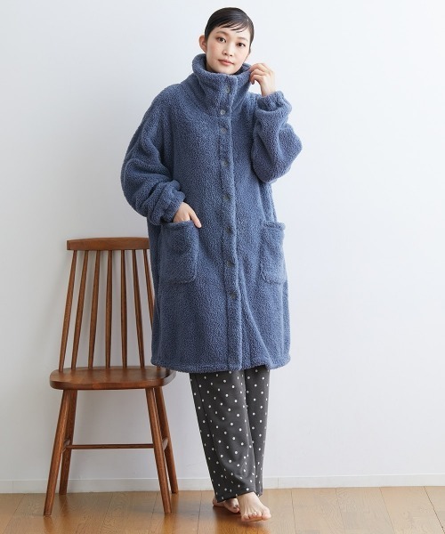 nissen（ニッセン）の「ふわぬくマイクロファー首あったか前開きルームガウン（ガウン/バスローブ・レディース・グレイッシュベージュ/ブルー/ピンク・M-LL/3L～4L）」の16枚目の写真
