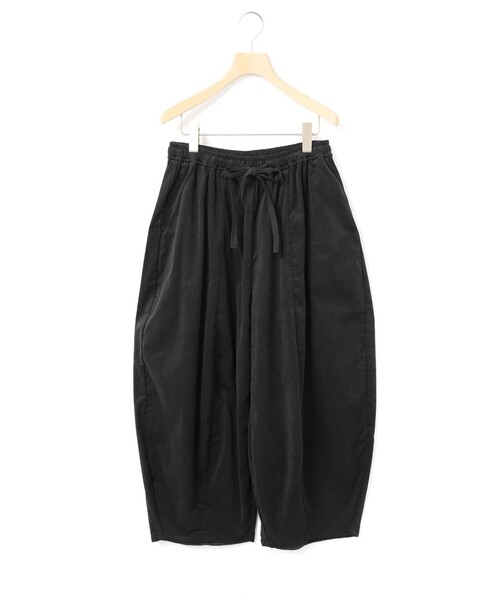 MidiUmi(ミディウミ)の「MidiUmi コーデュロイコクーンパンツ(その他パンツ・レディース・ネイビー/ベージュ系その他/ブラウン/ブラック・FREE)」の1枚目の写真