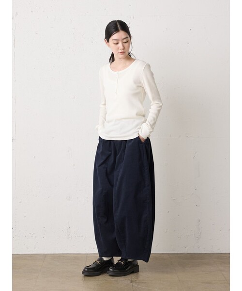 MidiUmi(ミディウミ)の「MidiUmi コーデュロイコクーンパンツ(その他パンツ・レディース・ネイビー/ベージュ系その他/ブラウン/ブラック・FREE)」の10枚目の写真