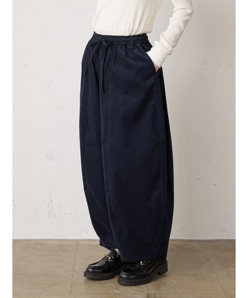 MidiUmi(ミディウミ)の「MidiUmi コーデュロイコクーンパンツ(その他パンツ・レディース・ネイビー/ベージュ系その他/ブラウン/ブラック・FREE)」の14枚目の写真