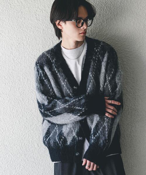 SENSE OF PLACE by URBAN RESEARCH（センスオブプレイスバイアーバンリサーチ）の「アーガイルVネックカーディガン（ニット/セーター・メンズ・ブルー/ブラック/ブラウン/ネイビー・MEDIUM/LARGE）」の5枚目の写真