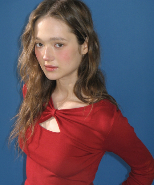 RONRON(ロンロン)の「KNOT RIBBON SLIT LONG SLEEVE RED(Tシャツ/カットソー・レディース・その他・FREE)」の3枚目の写真