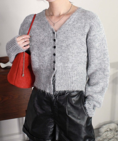Reurie'(レウリィ)の「ボタンニットカーディガン / 起毛 ふわふわニット バイカラー 配色 ベーシック カジュアル オフィスカジュアル Vネック(カーディガン/ボレロ・レディース・ベージュ/ホワイト/グレー・FREE)」の21枚目の写真